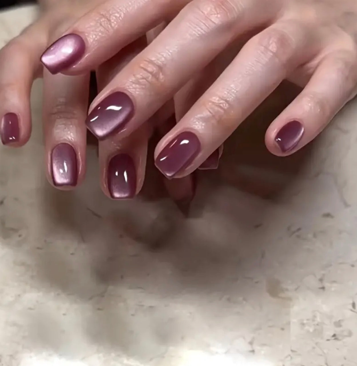 Luxury Burgundy Cat Eye press ons
