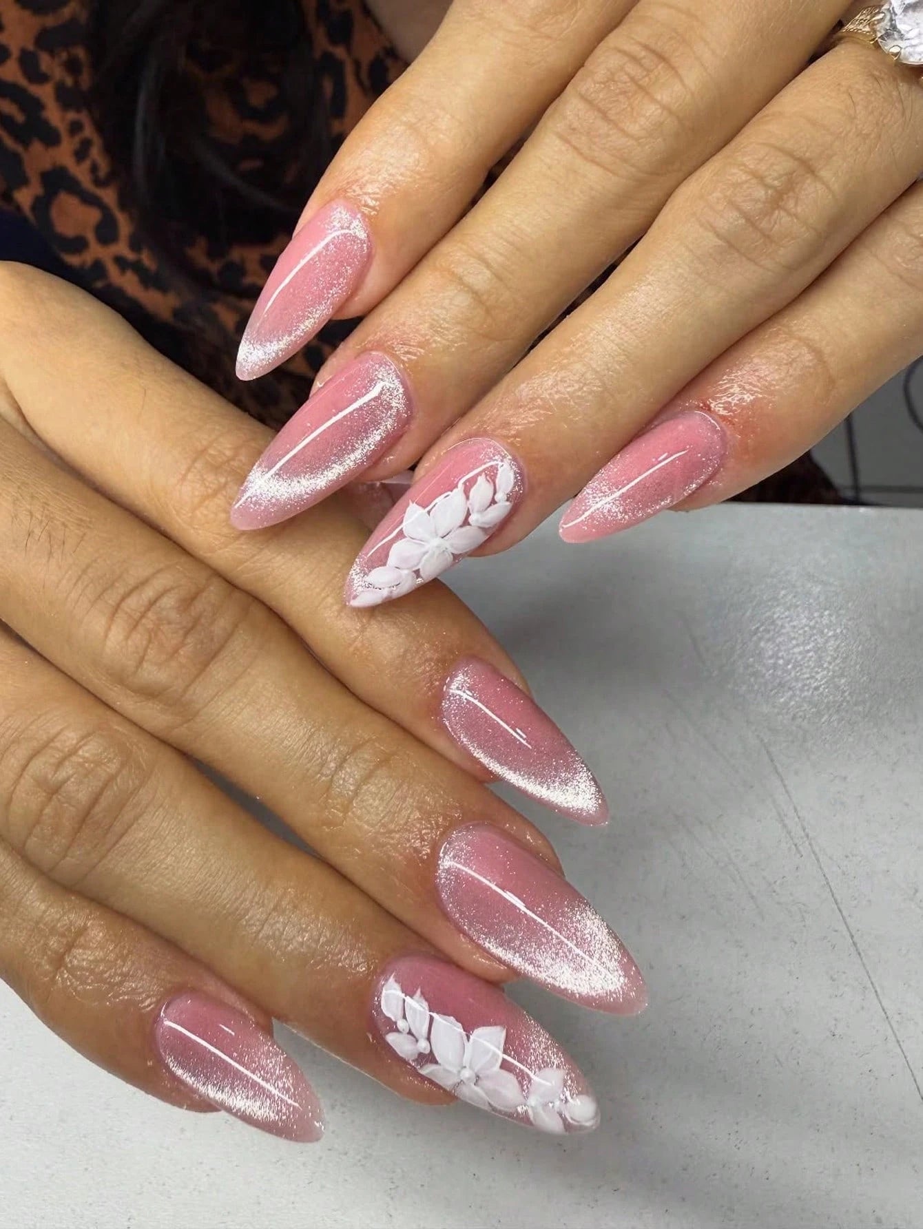 Pink Daisy Ombre Almond Shape Press Ons