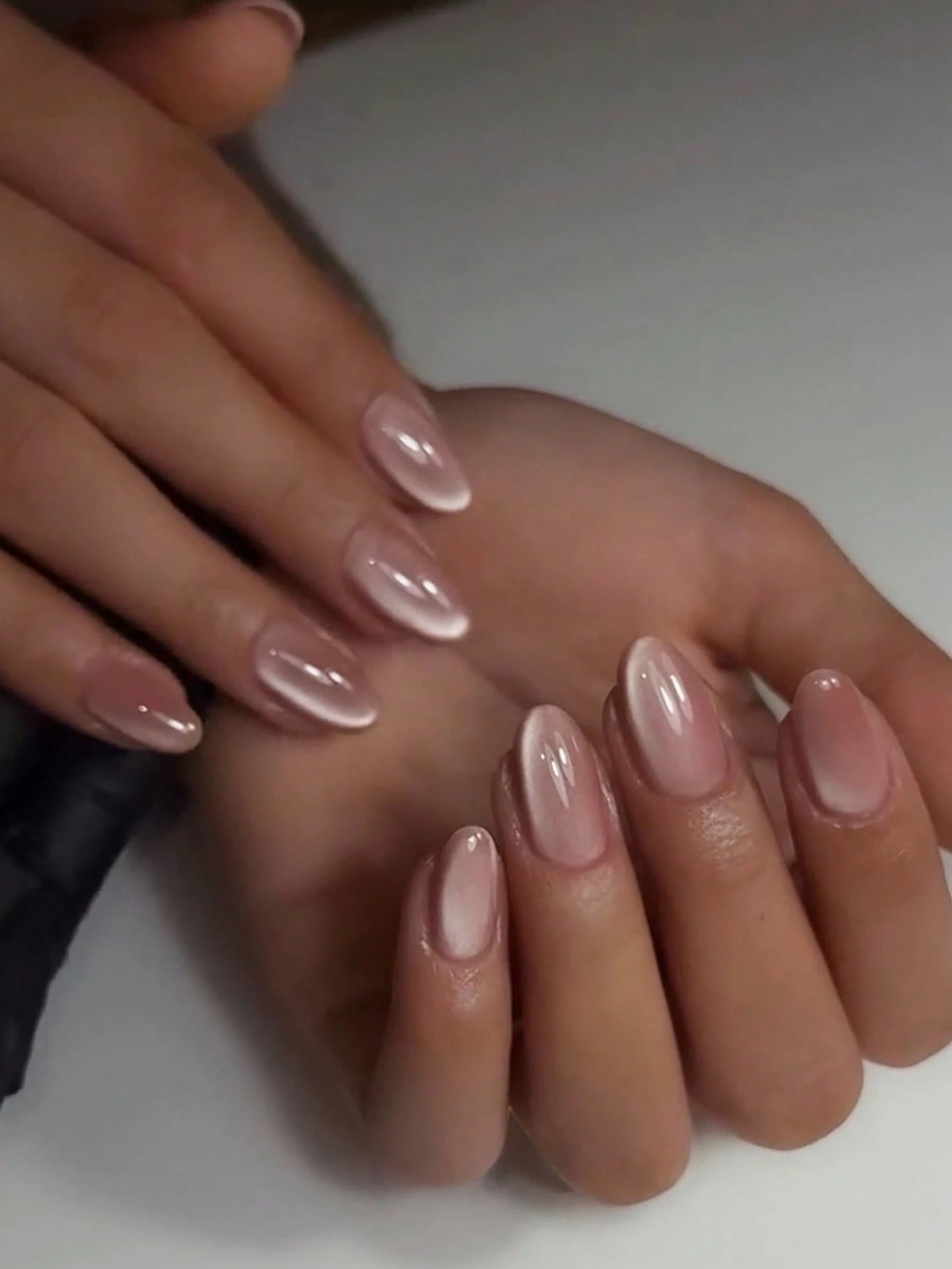 Short Oval Lotus Pink Cat Eye Press-On Nails